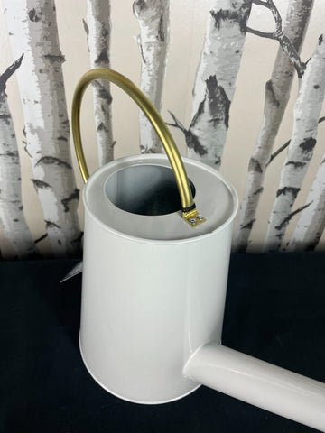 Metal Watering Can 5 L Vintage Style White With Gold Accent With Fixed Handle CAN